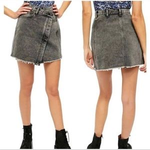 Free People We the Free Parker Wrap Denim Mini Skirt in Sulphor Black Size 26